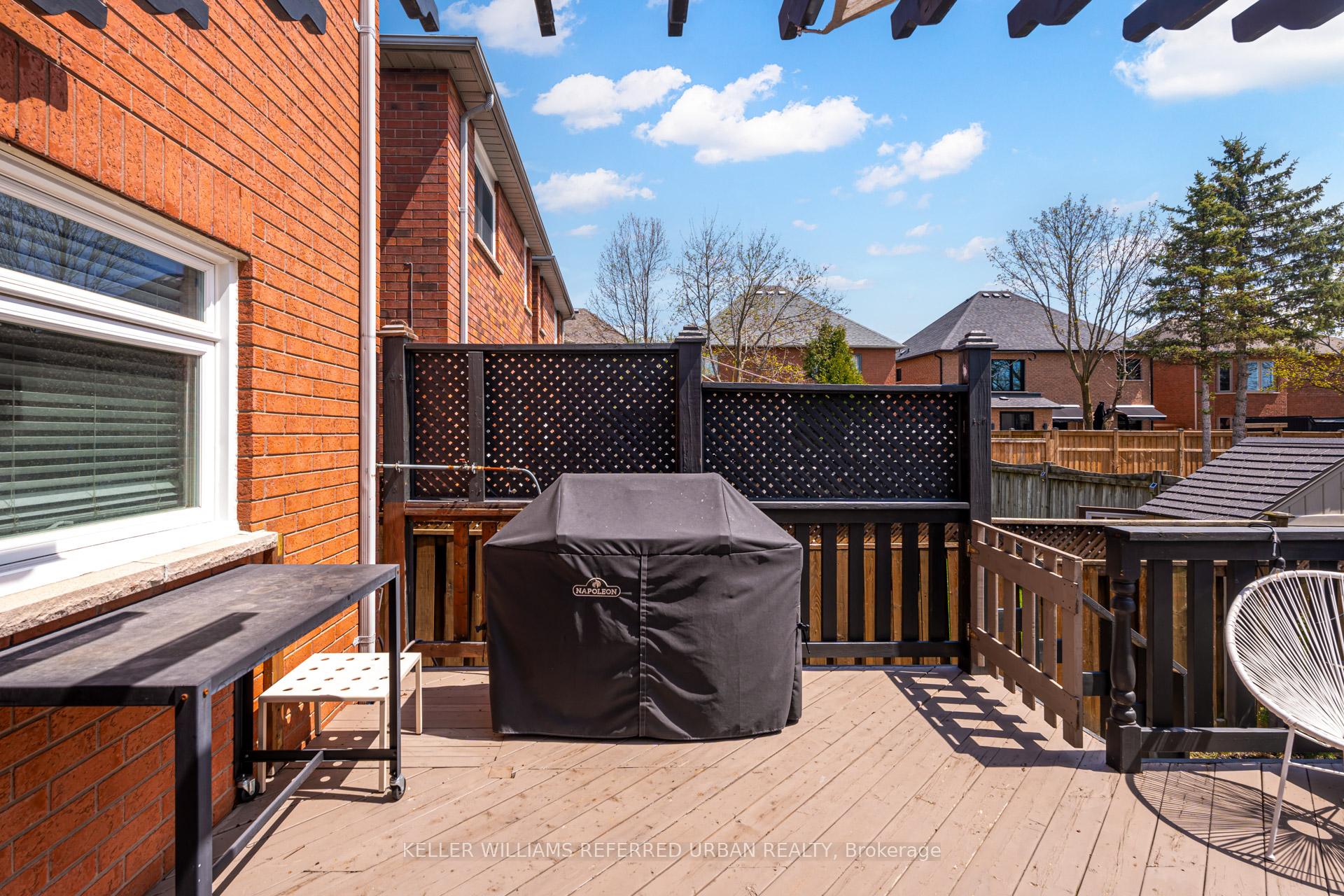 Photo 42 of 105 White Pine Crescent, Pickering, Highbush — HOMEH