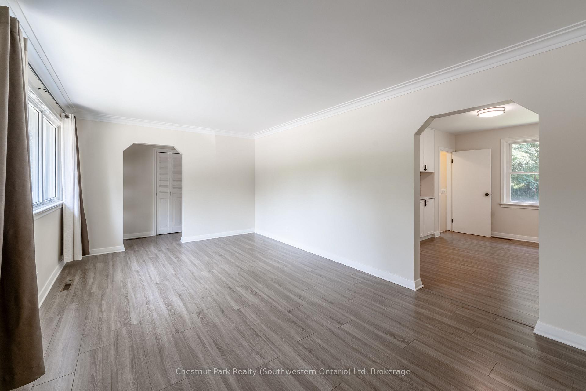 Photo 6 of 59 Clive Avenue, Guelph, Riverside Park — HOMEH
