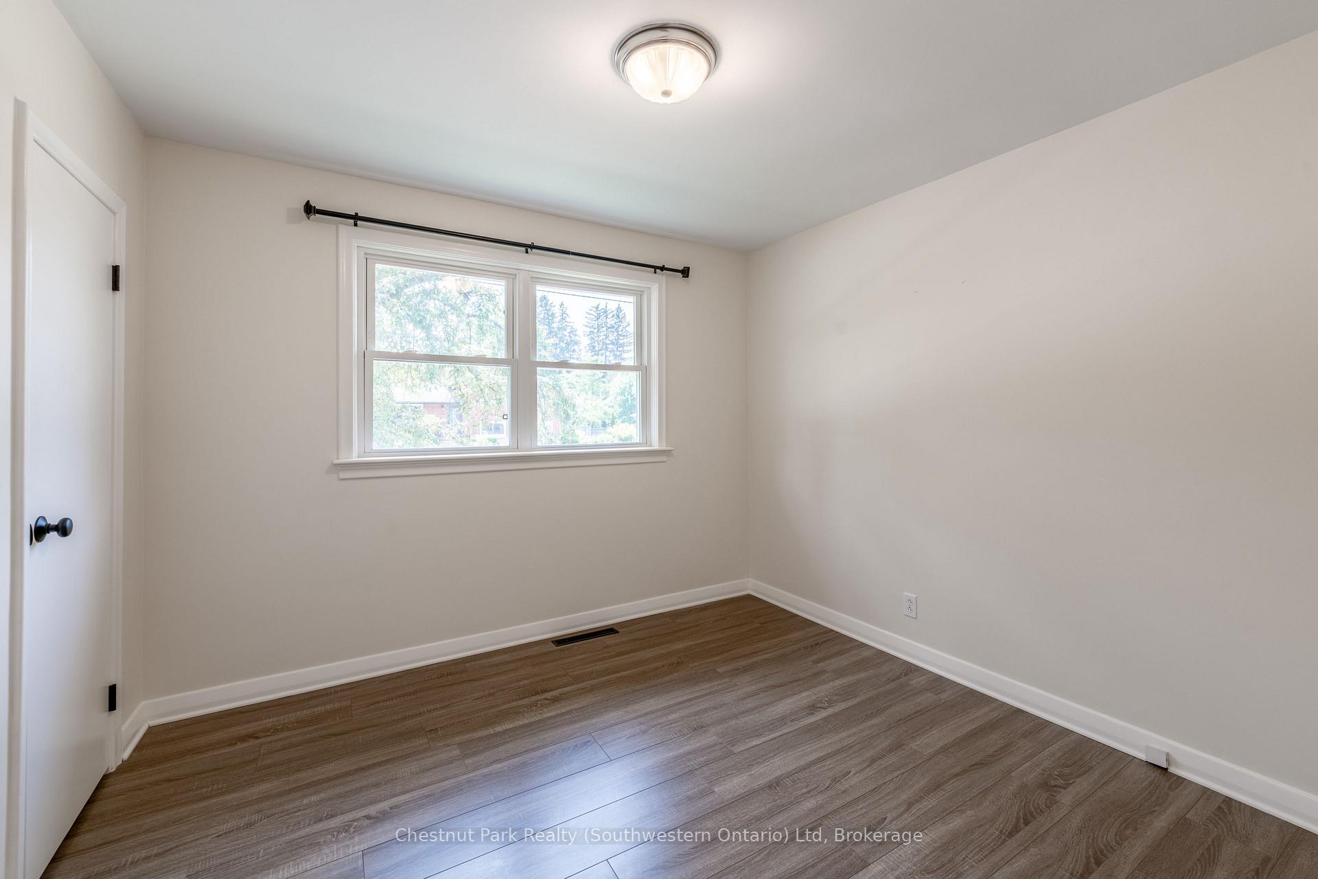 Photo 8 of 59 Clive Avenue, Guelph, Riverside Park — HOMEH