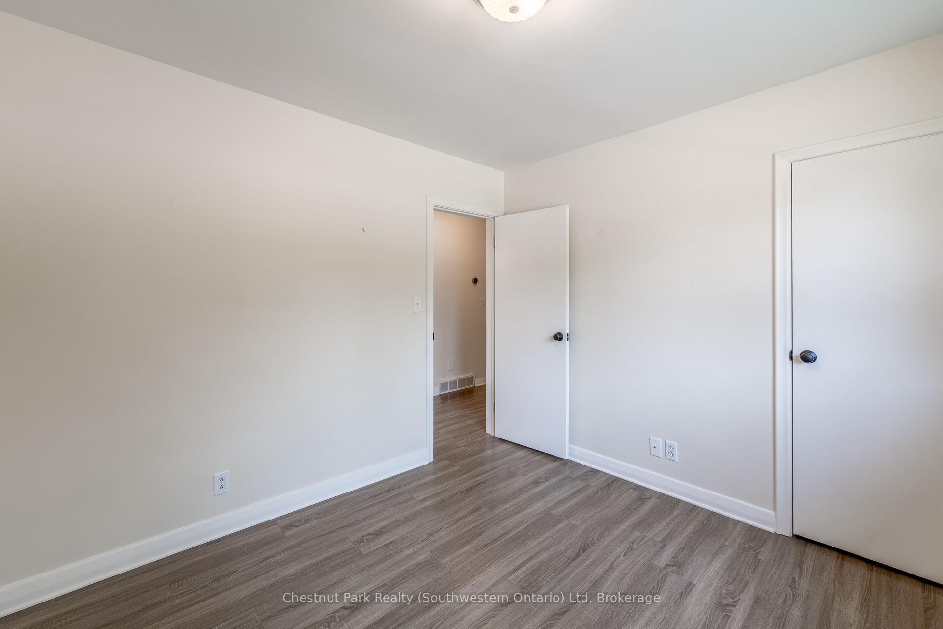 Photo 9 of 59 Clive Avenue, Guelph, Riverside Park — HOMEH