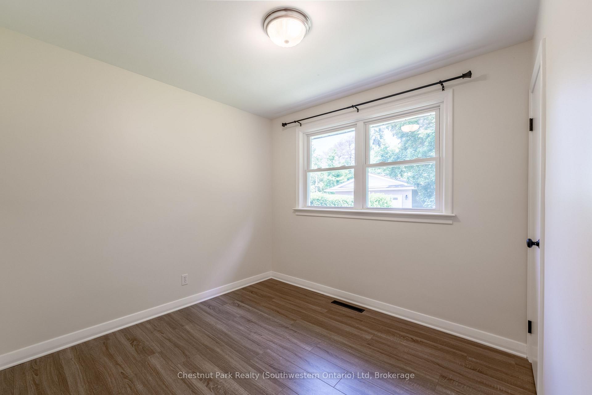 Photo 11 of 59 Clive Avenue, Guelph, Riverside Park — HOMEH