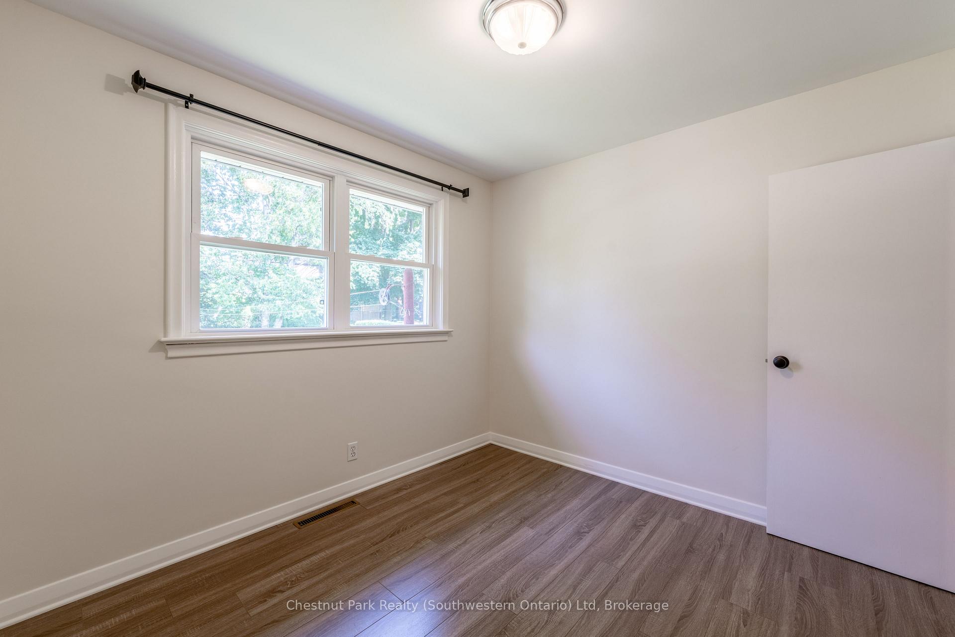 Photo 15 of 59 Clive Avenue, Guelph, Riverside Park — HOMEH