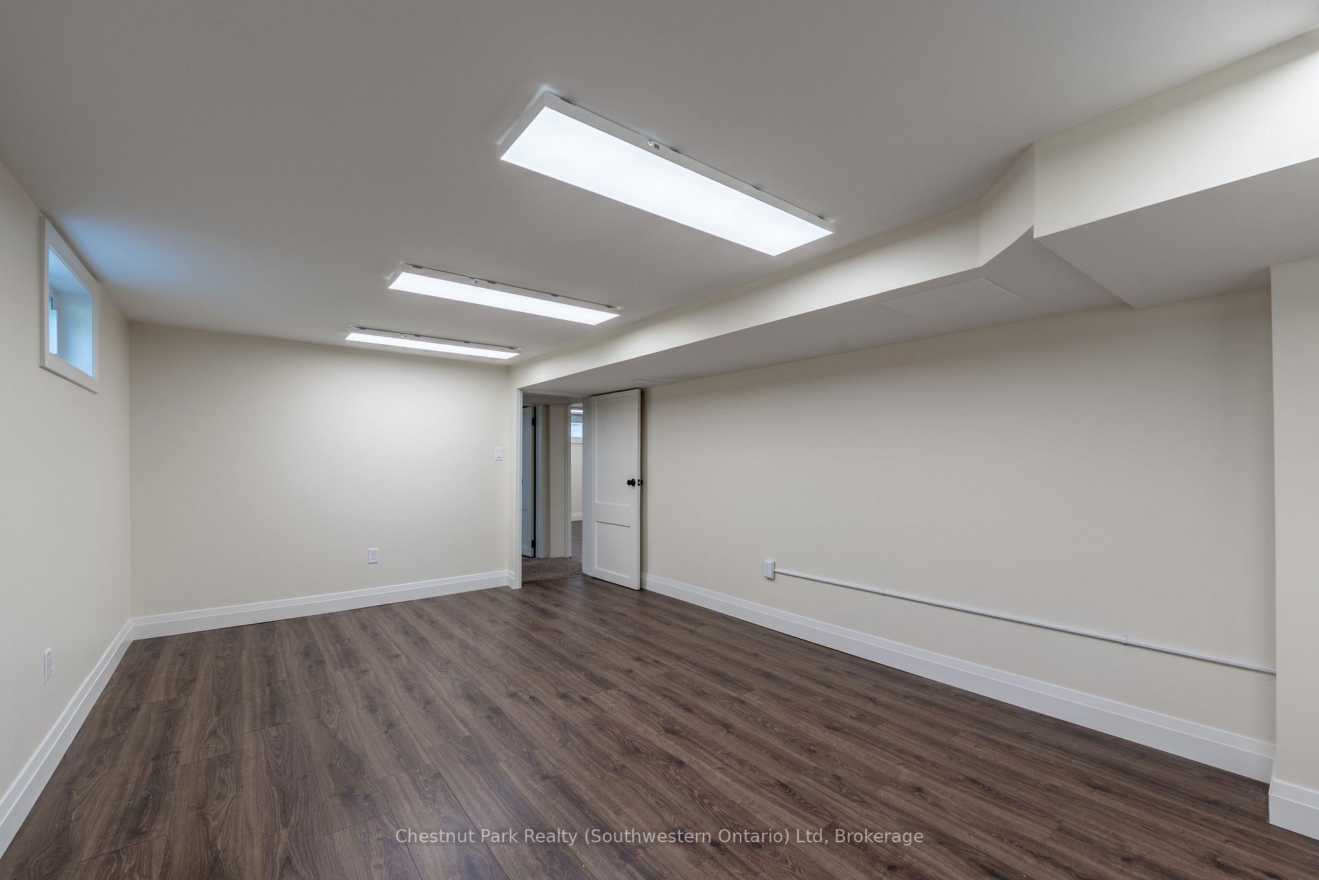 Photo 31 of 59 Clive Avenue, Guelph, Riverside Park — HOMEH