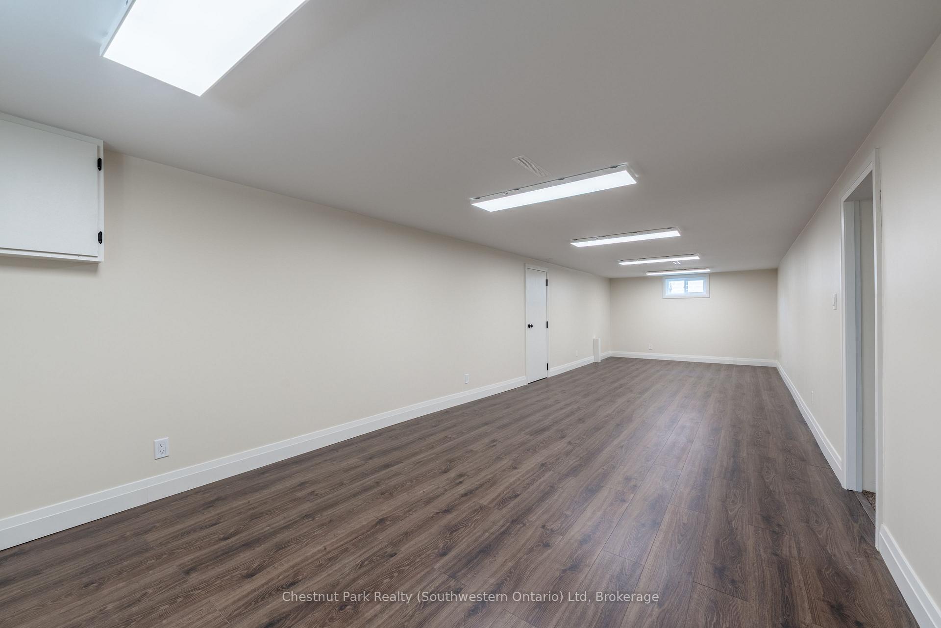 Photo 32 of 59 Clive Avenue, Guelph, Riverside Park — HOMEH