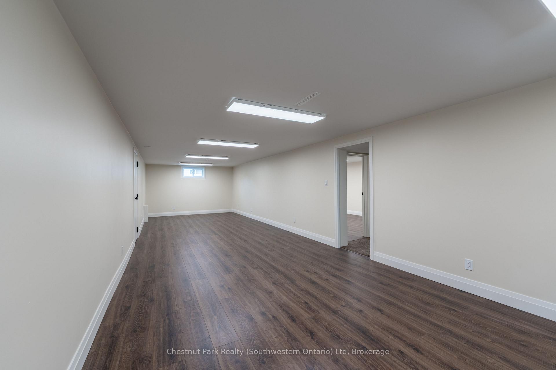 Photo 33 of 59 Clive Avenue, Guelph, Riverside Park — HOMEH