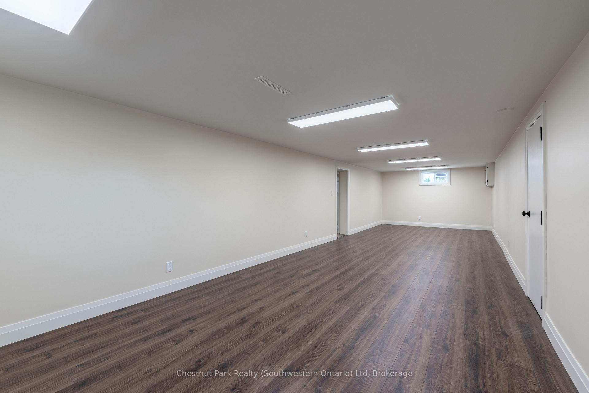Photo 34 of 59 Clive Avenue, Guelph, Riverside Park — HOMEH
