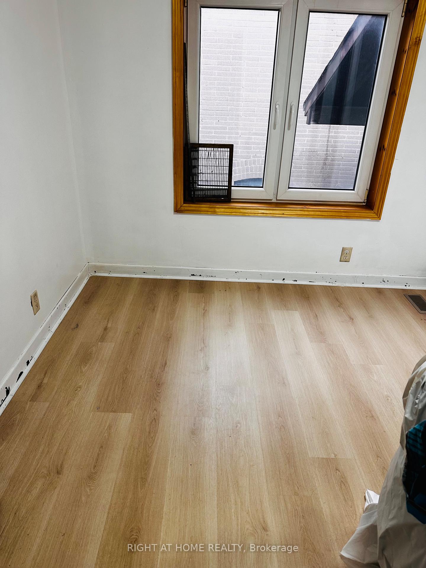 Photo 12 of 146 Gradwell Drive, Scarborough, Cliffcrest — HOMEH
