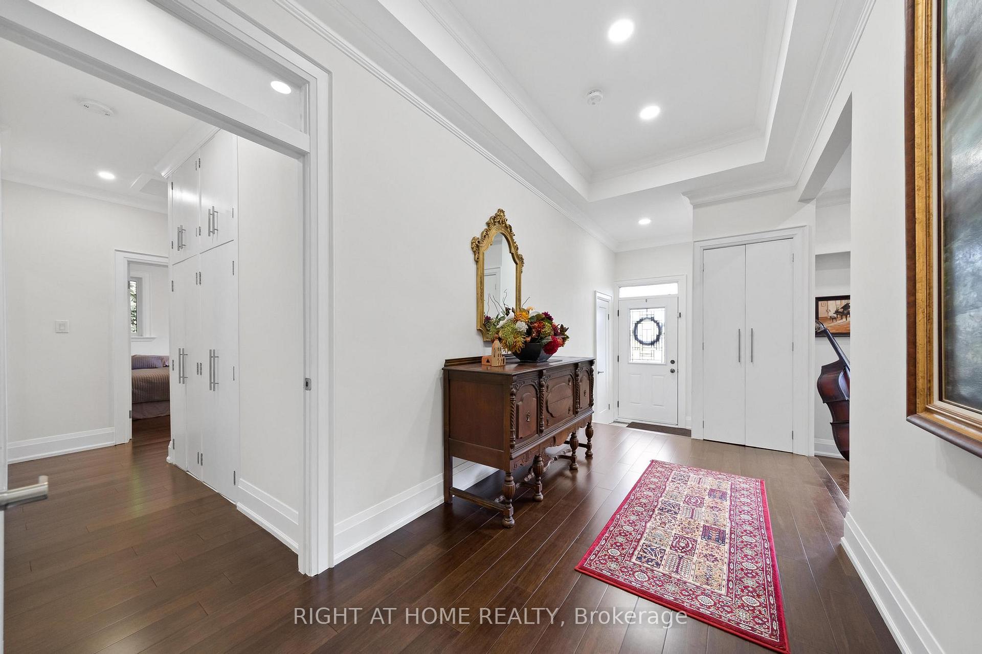 Photo 4 of 403 Hess Street S, Hamilton, Durand — HOMEH