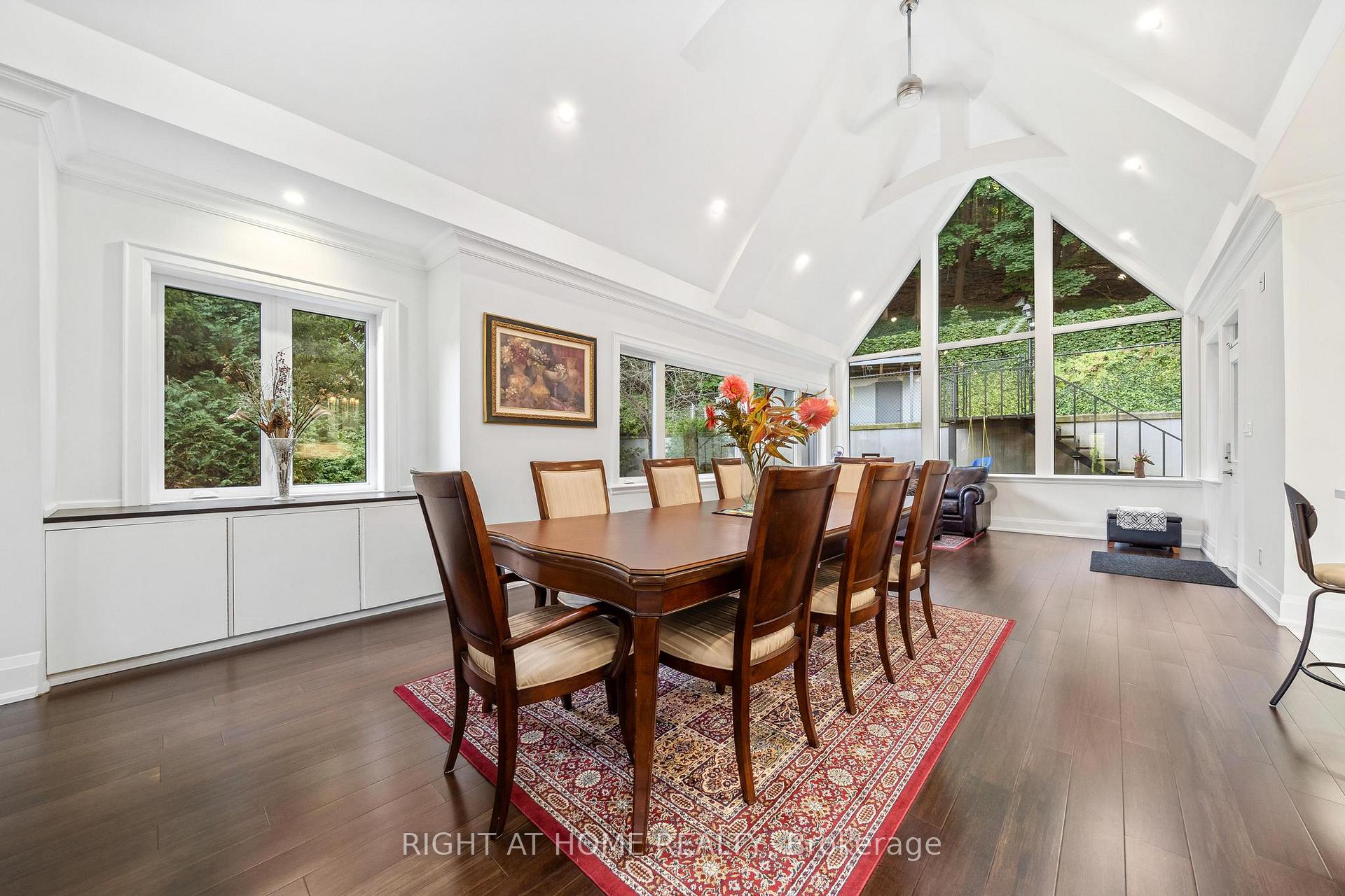 Photo 13 of 403 Hess Street S, Hamilton, Durand — HOMEH