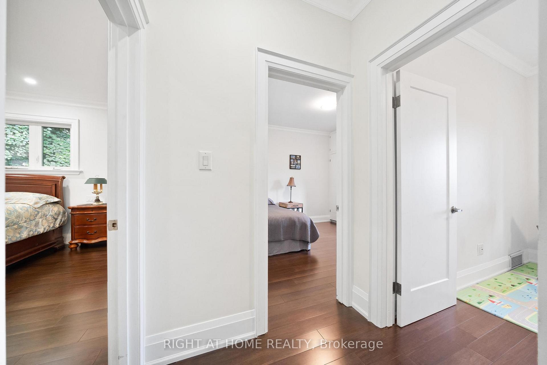 Photo 26 of 403 Hess Street S, Hamilton, Durand — HOMEH