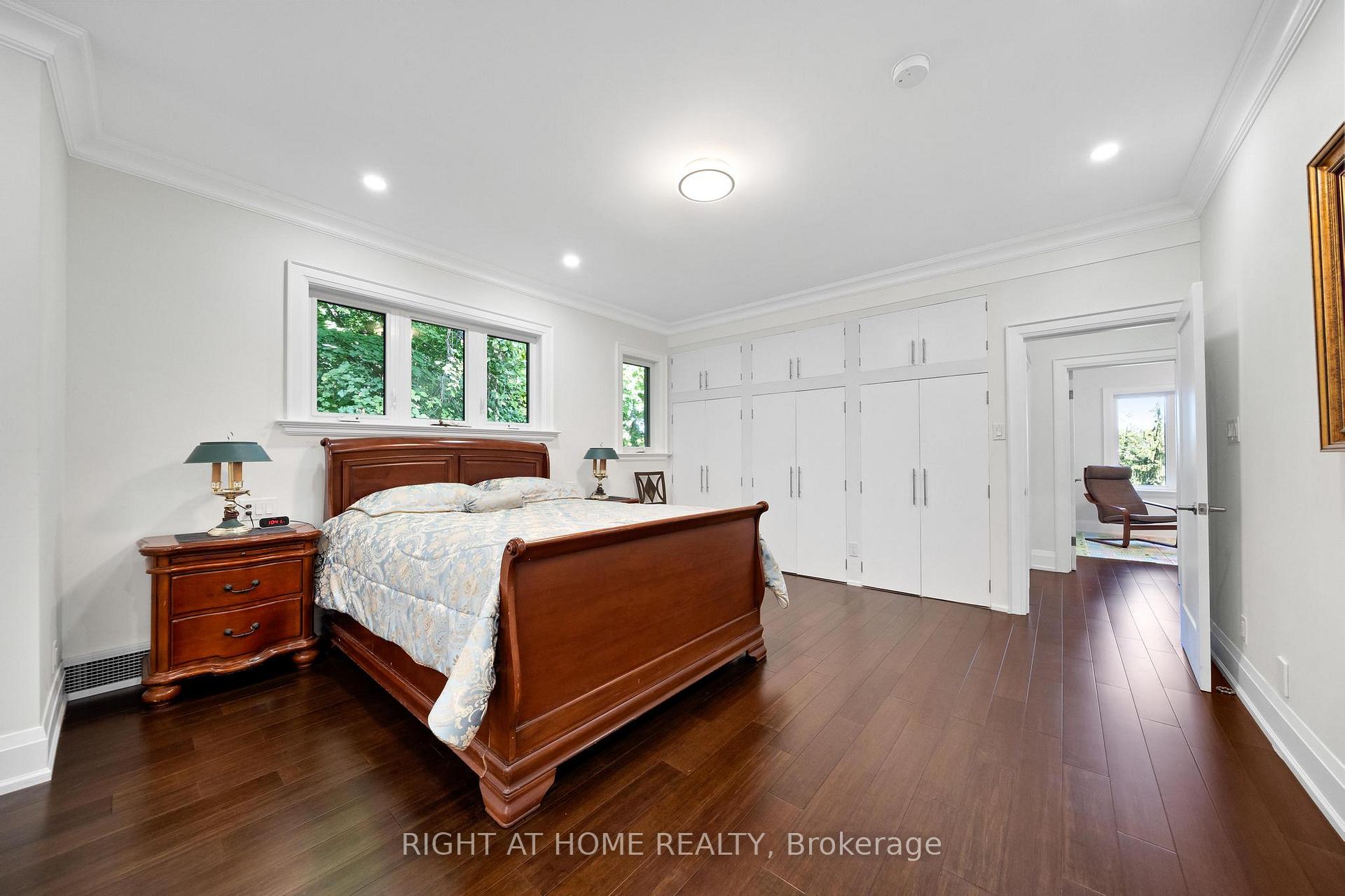 Photo 28 of 403 Hess Street S, Hamilton, Durand — HOMEH