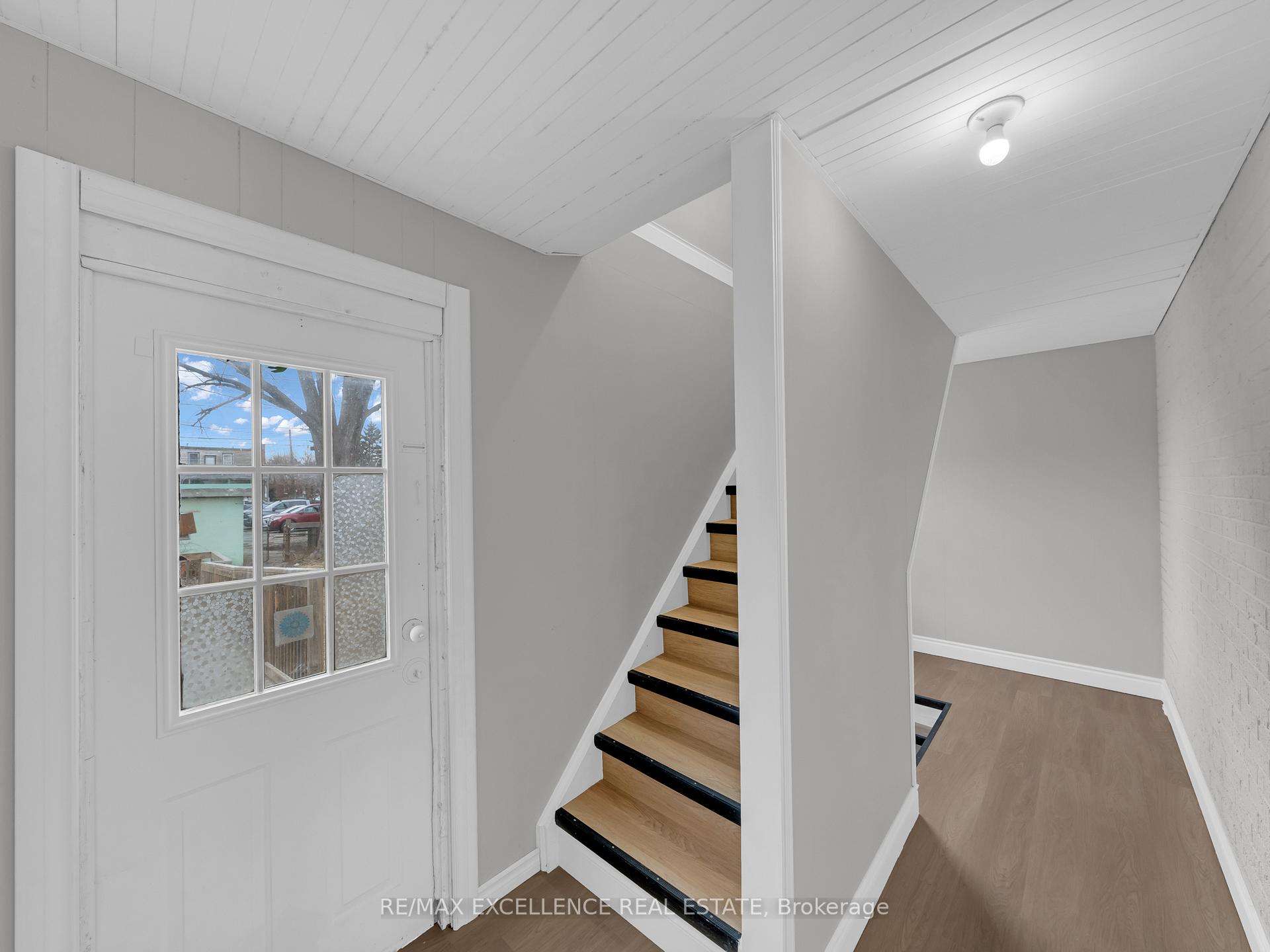 Photo 16 of 1289-1291 Langlois Avenue, Windsor — HOMEH