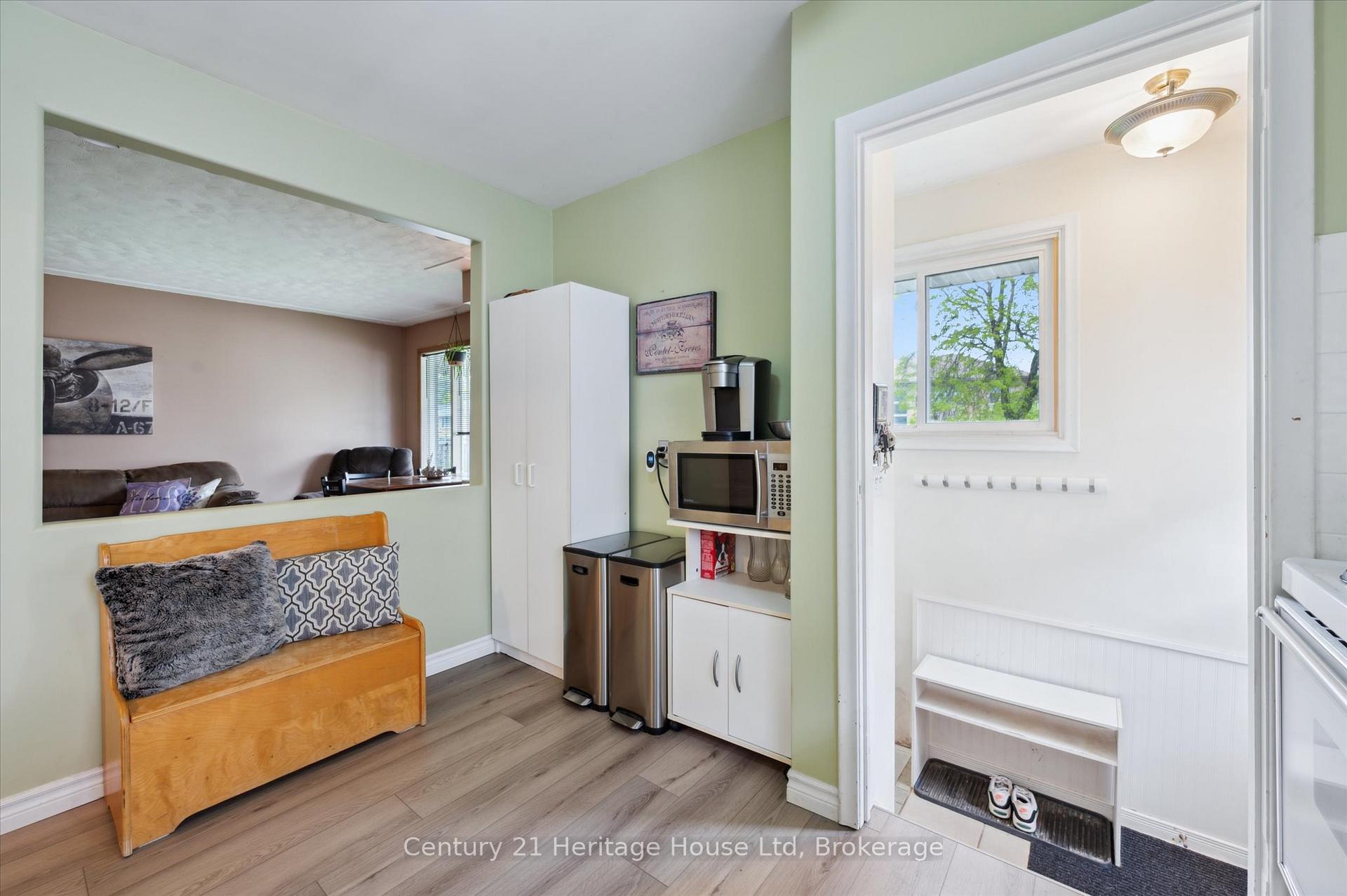 Photo 13 of 131 Waverley Drive, Guelph, Riverside Park — HOMEH