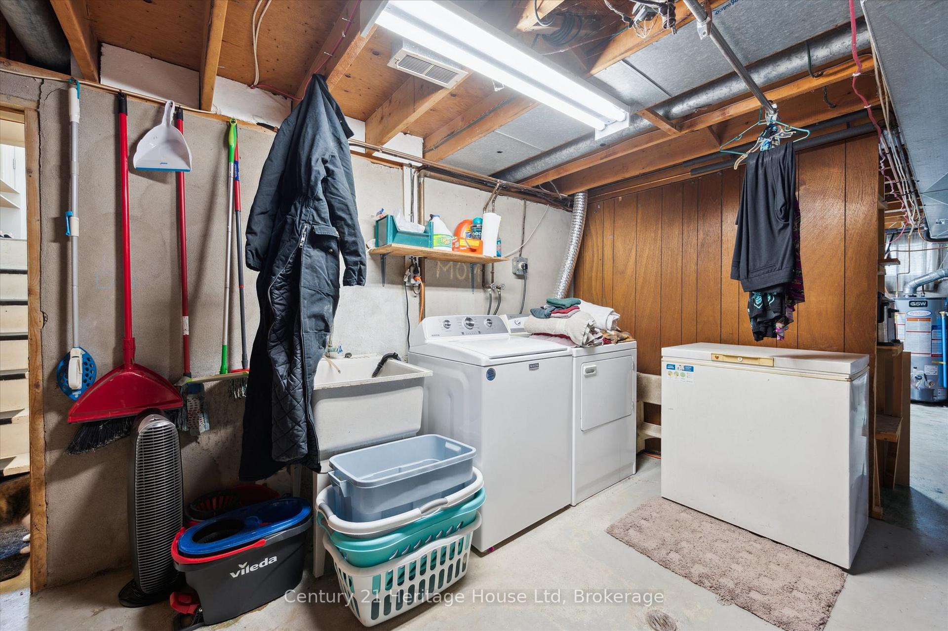 Photo 23 of 131 Waverley Drive, Guelph, Riverside Park — HOMEH