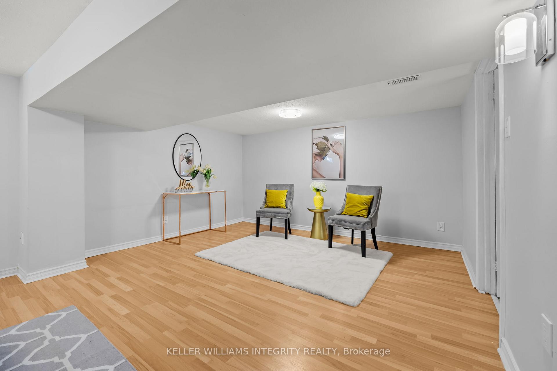 Photo 16 of 11 Willowview Way, Ottawa, Barrhaven - On the Green — HOMEH