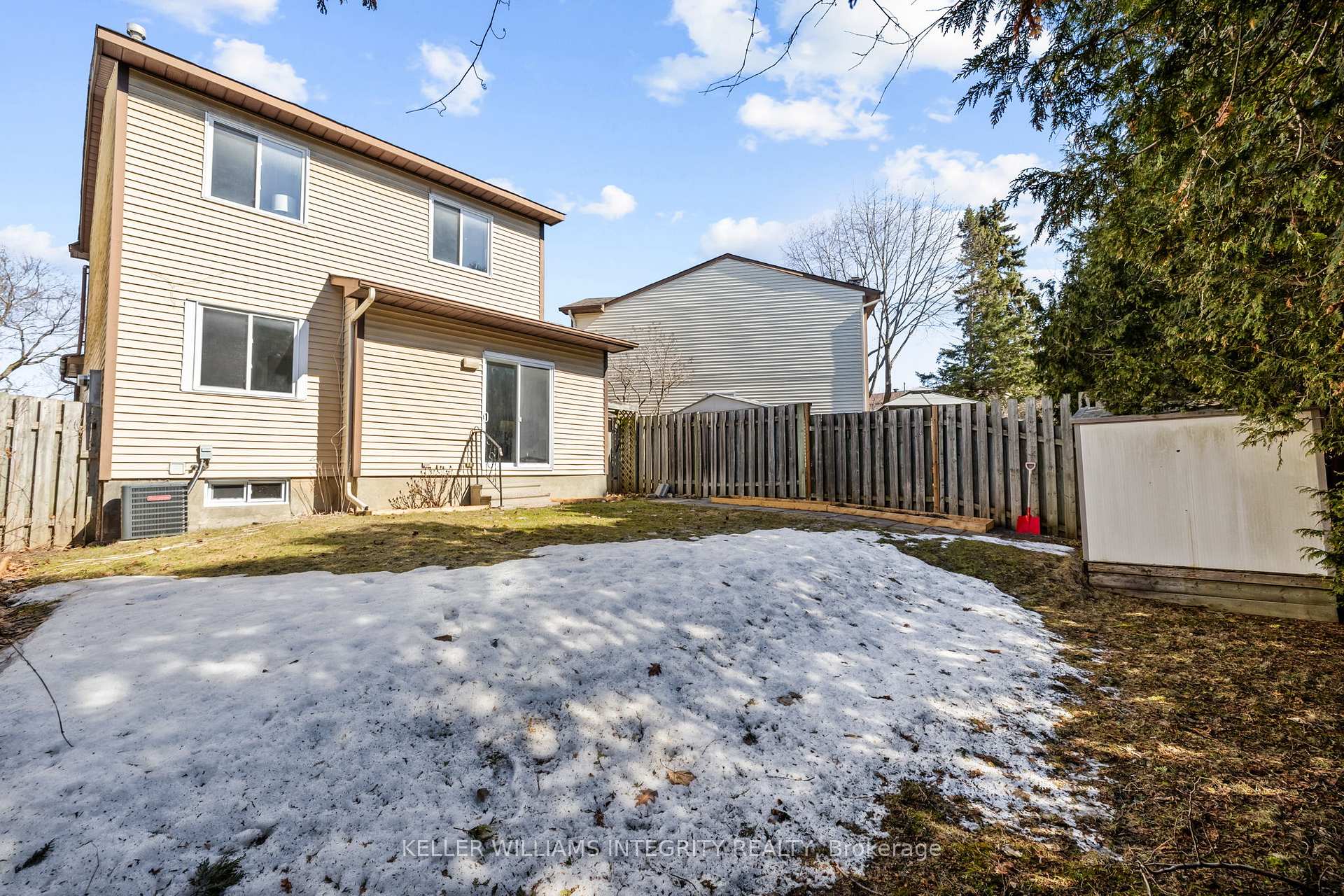 Photo 22 of 11 Willowview Way, Ottawa, Barrhaven - On the Green — HOMEH