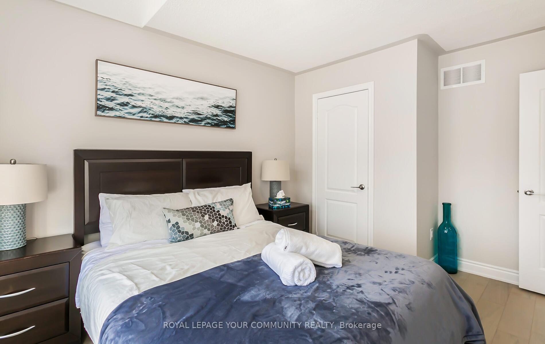 Photo 34 of 76 Beaverbrook Crescent, Vaughan, Rural Vaughan — HOMEH