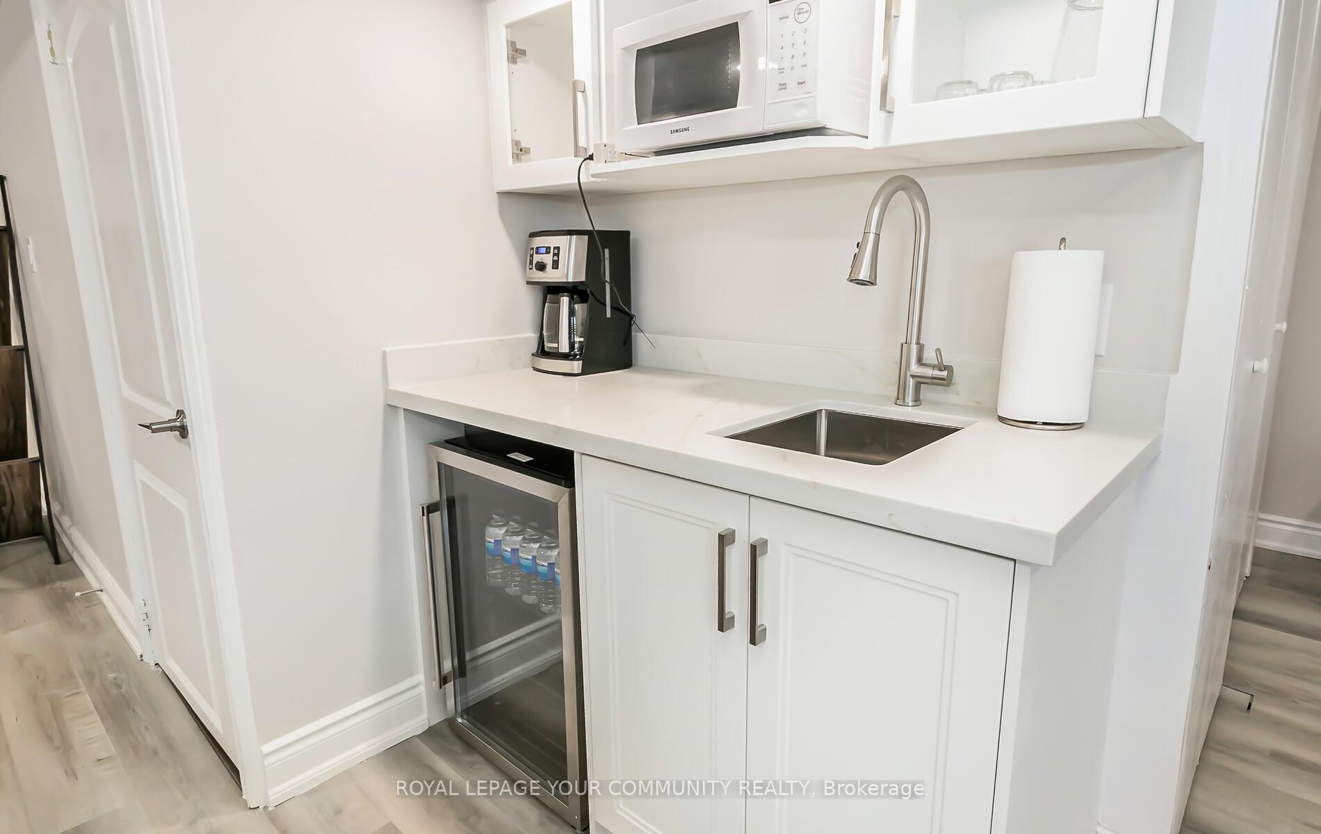 Photo 44 of 76 Beaverbrook Crescent, Vaughan, Rural Vaughan — HOMEH