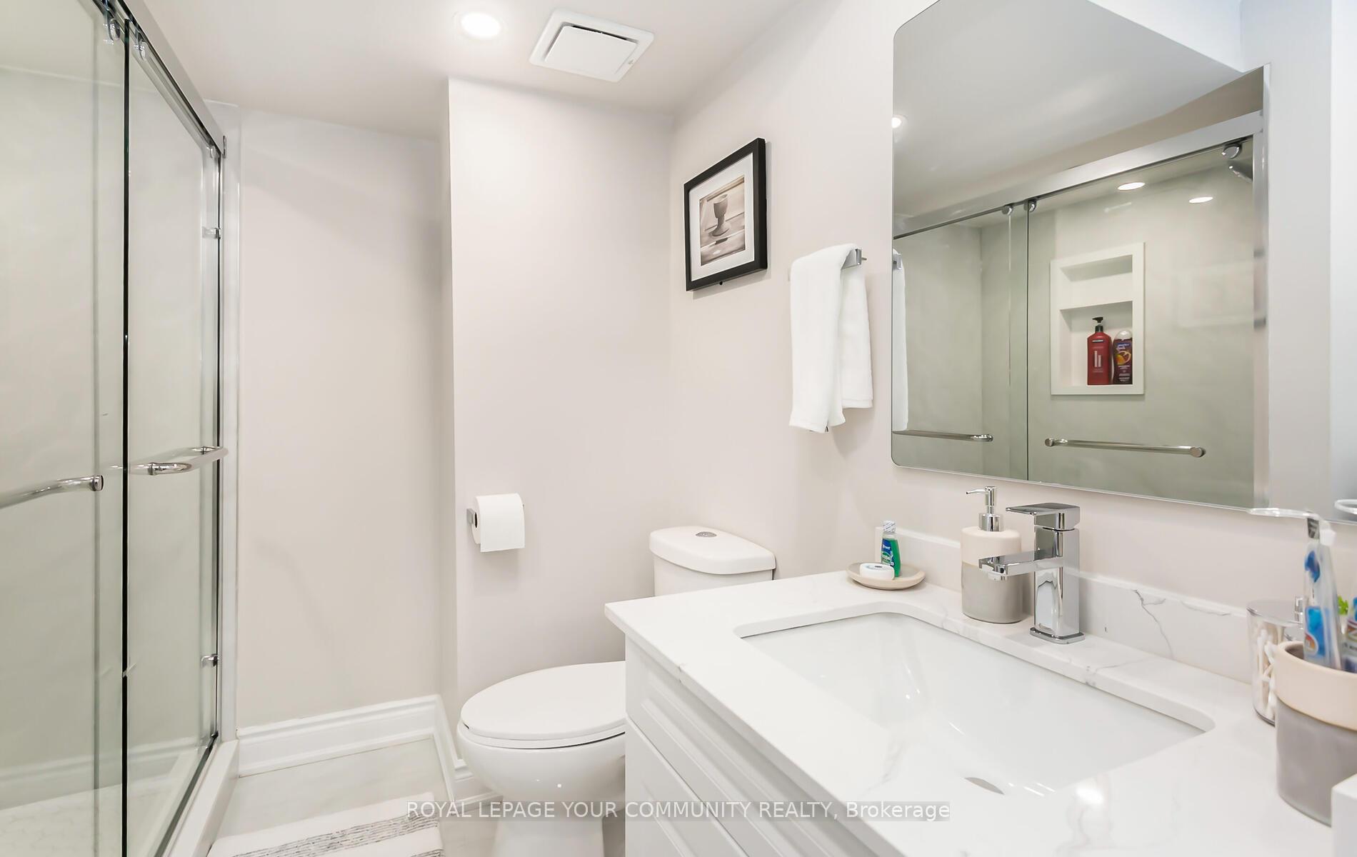 Photo 45 of 76 Beaverbrook Crescent, Vaughan, Rural Vaughan — HOMEH