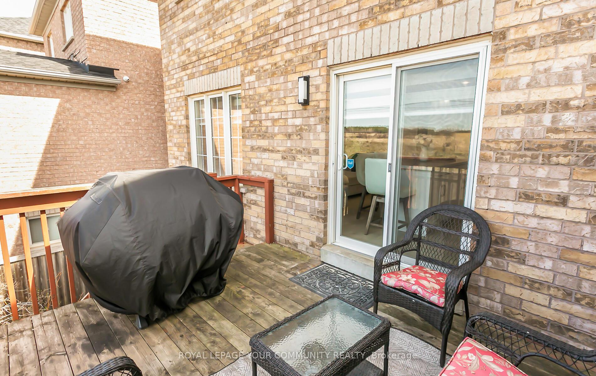 Photo 47 of 76 Beaverbrook Crescent, Vaughan, Rural Vaughan — HOMEH