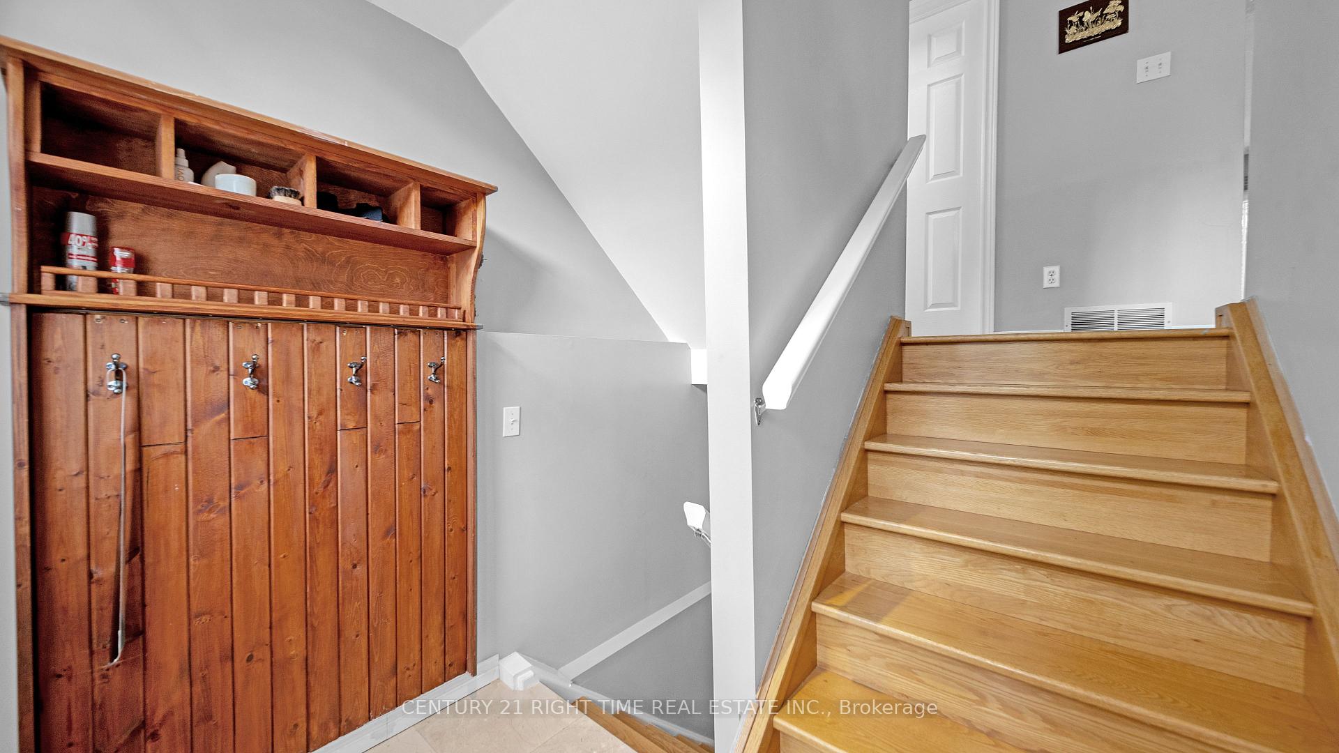Photo 5 of 679 Keatswood Crescent, Waterloo — HOMEH