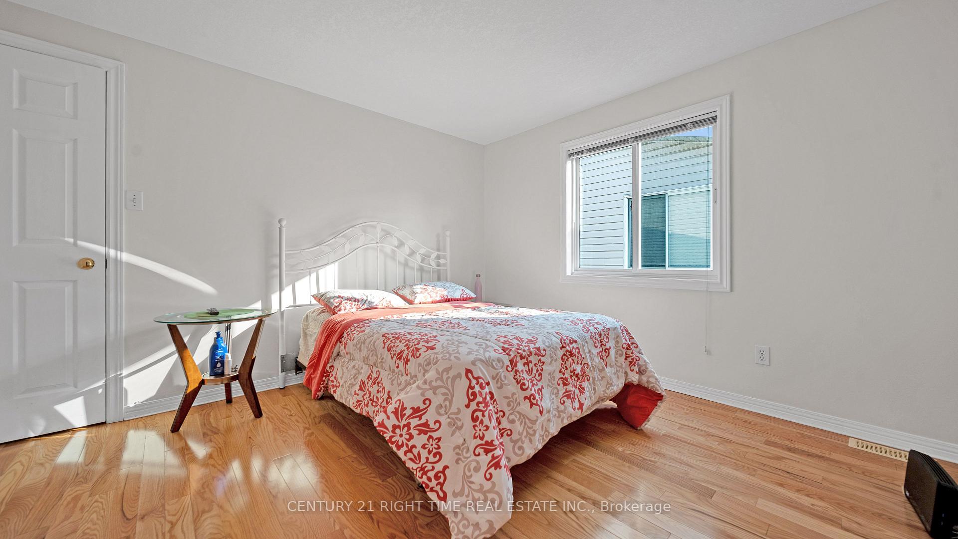 Photo 27 of 679 Keatswood Crescent, Waterloo — HOMEH