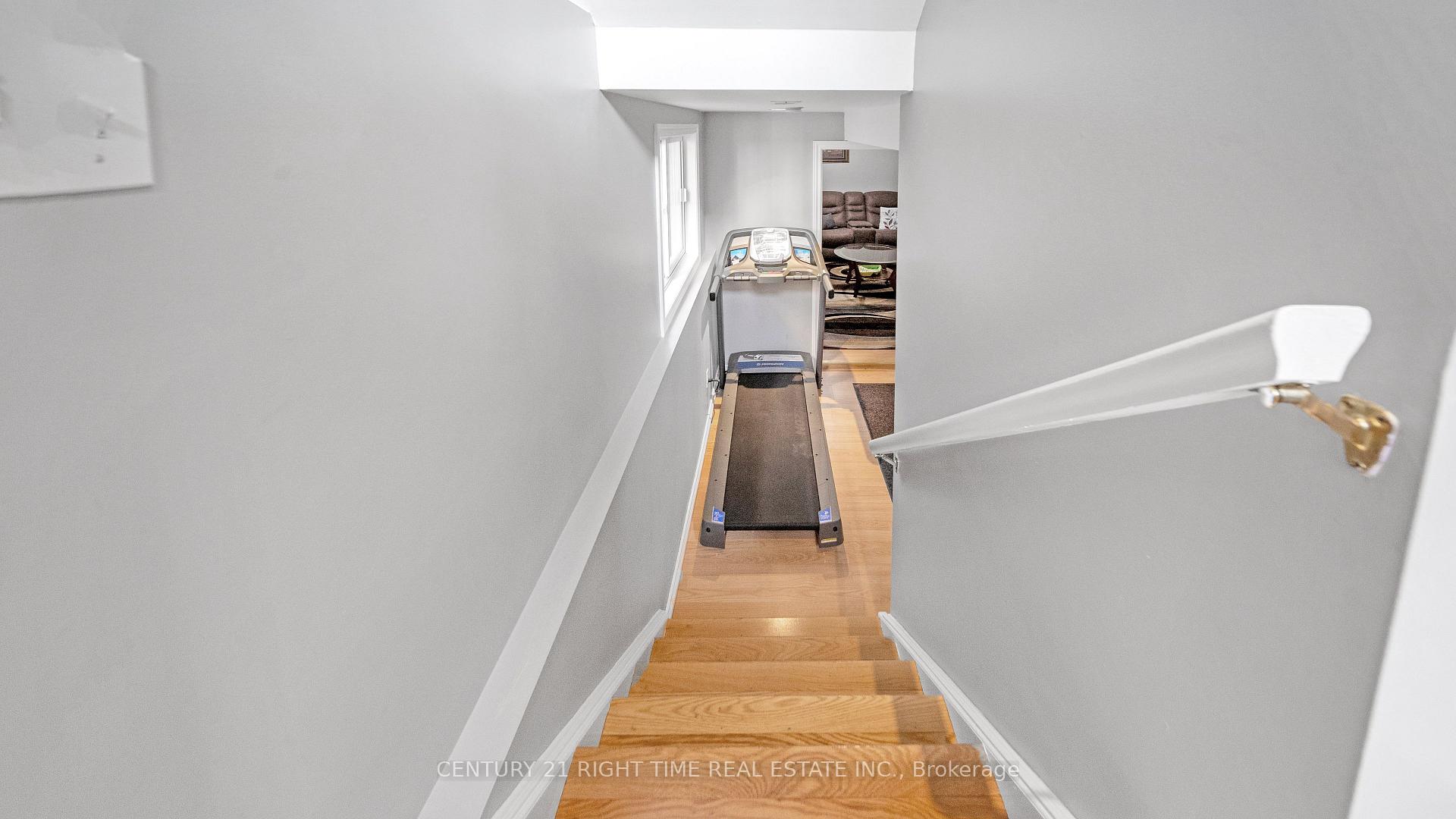 Photo 28 of 679 Keatswood Crescent, Waterloo — HOMEH
