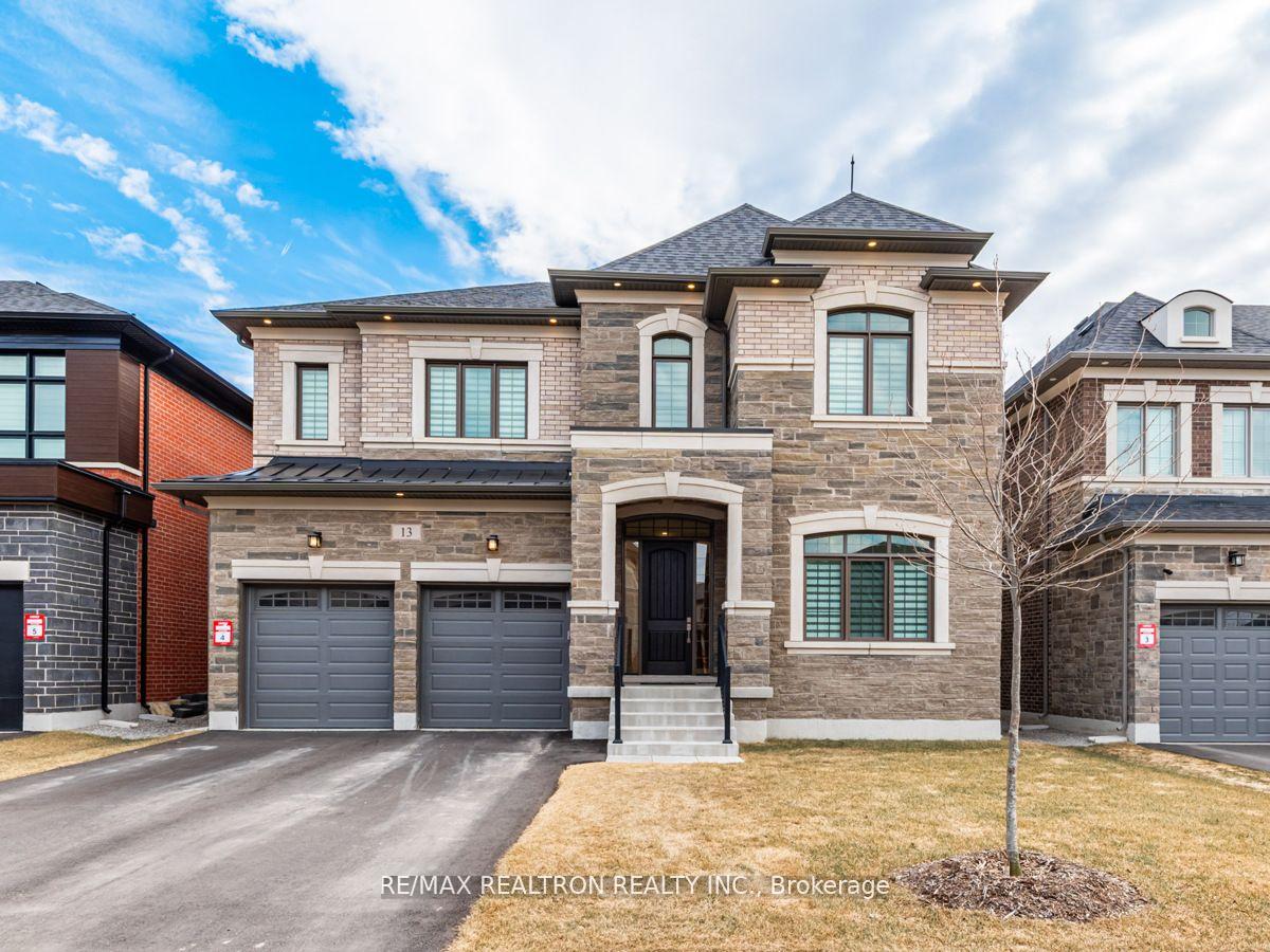 Photo 2 of 13 Winthrop Crescent, Vaughan, Vellore Village — HOMEH