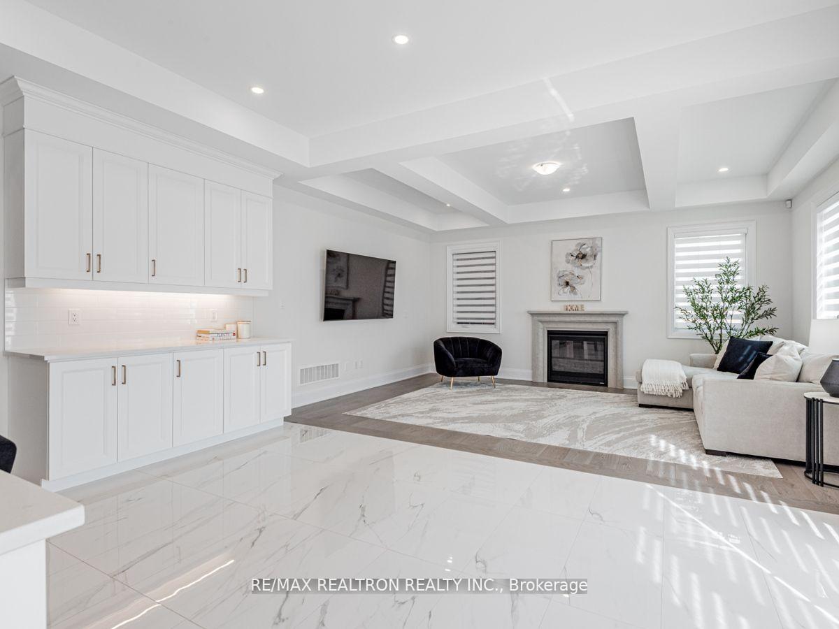 Photo 17 of 13 Winthrop Crescent, Vaughan, Vellore Village — HOMEH