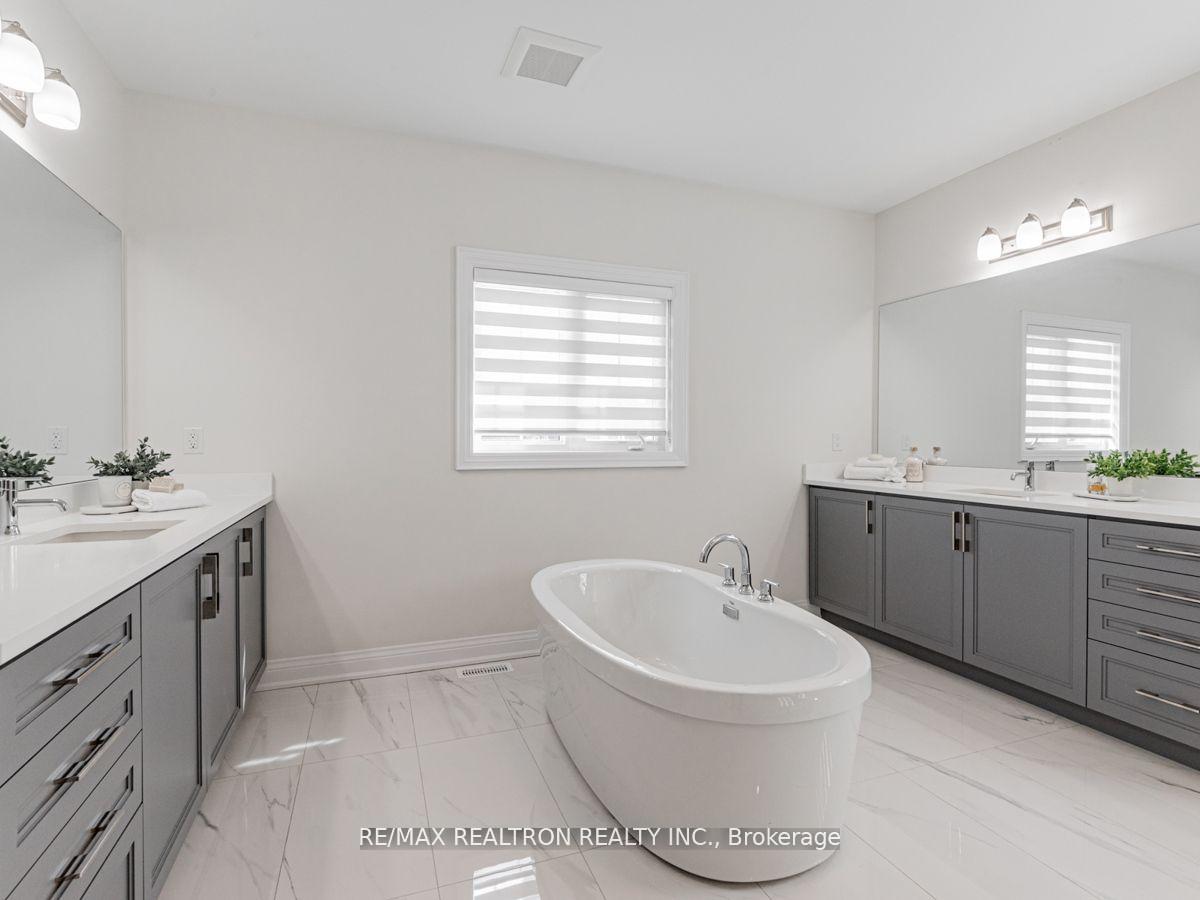 Photo 32 of 13 Winthrop Crescent, Vaughan, Vellore Village — HOMEH