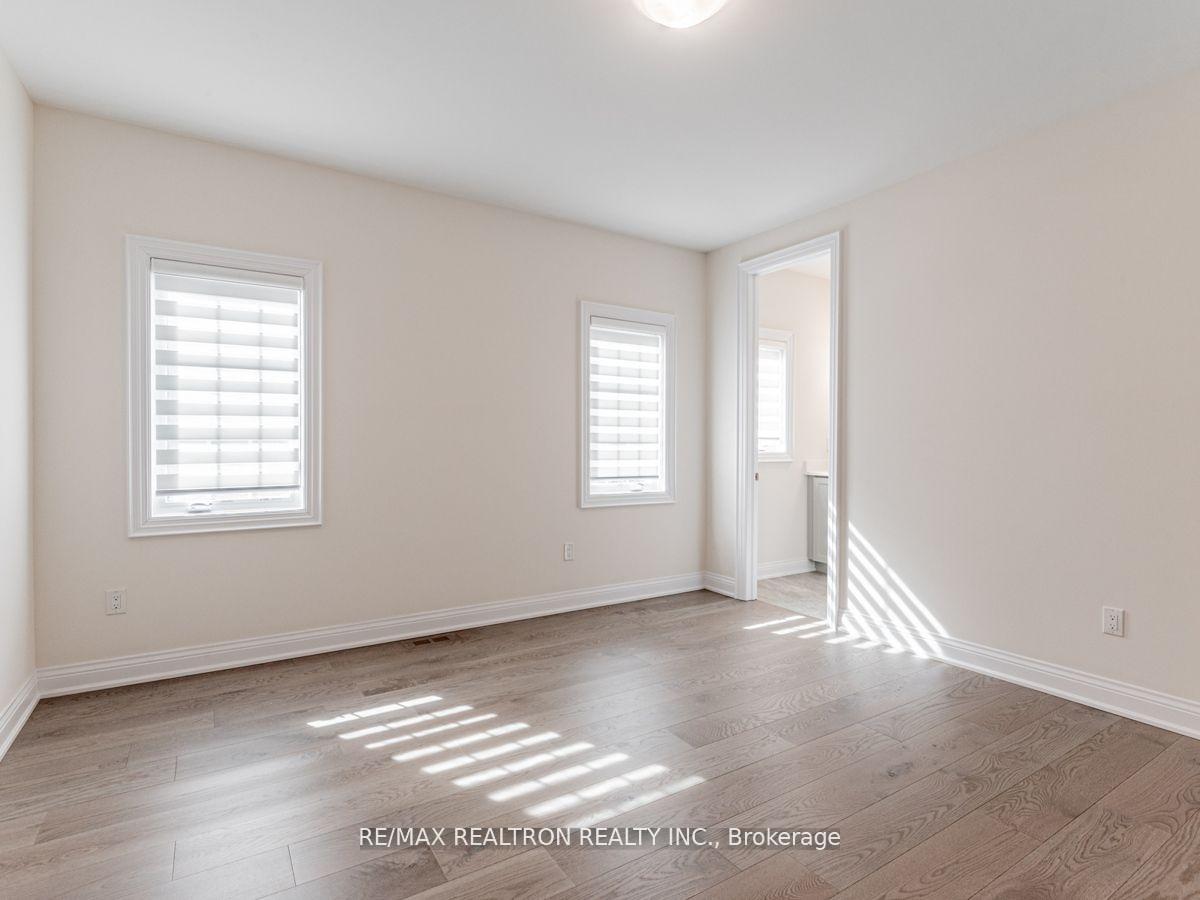 Photo 39 of 13 Winthrop Crescent, Vaughan, Vellore Village — HOMEH