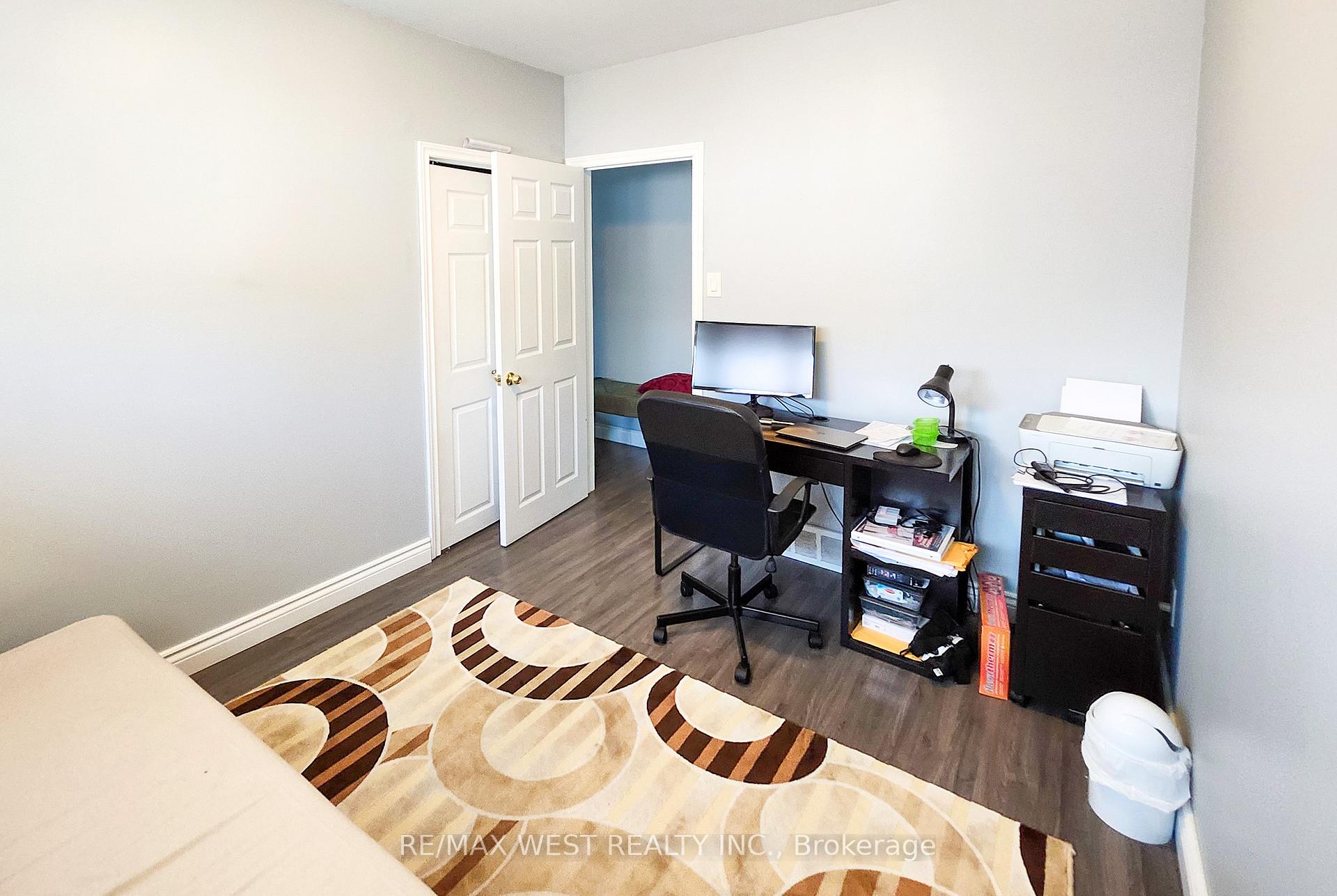 Photo 8 of 90 Strathcona Avenue, Brantford — HOMEH
