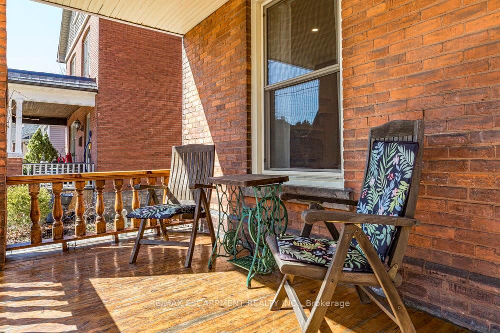 Photo 8 of 24 Hyde Park Avenue, Hamilton, Kirkendall — HOMEH