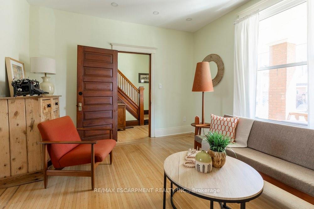 Photo 9 of 24 Hyde Park Avenue, Hamilton, Kirkendall — HOMEH
