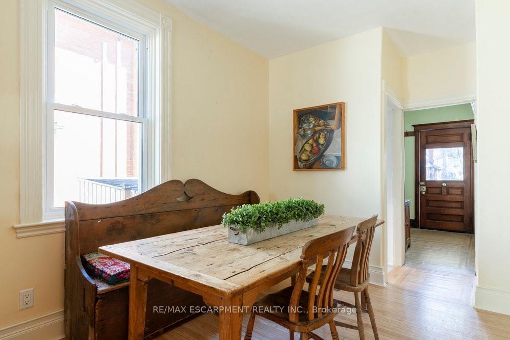 Photo 19 of 24 Hyde Park Avenue, Hamilton, Kirkendall — HOMEH