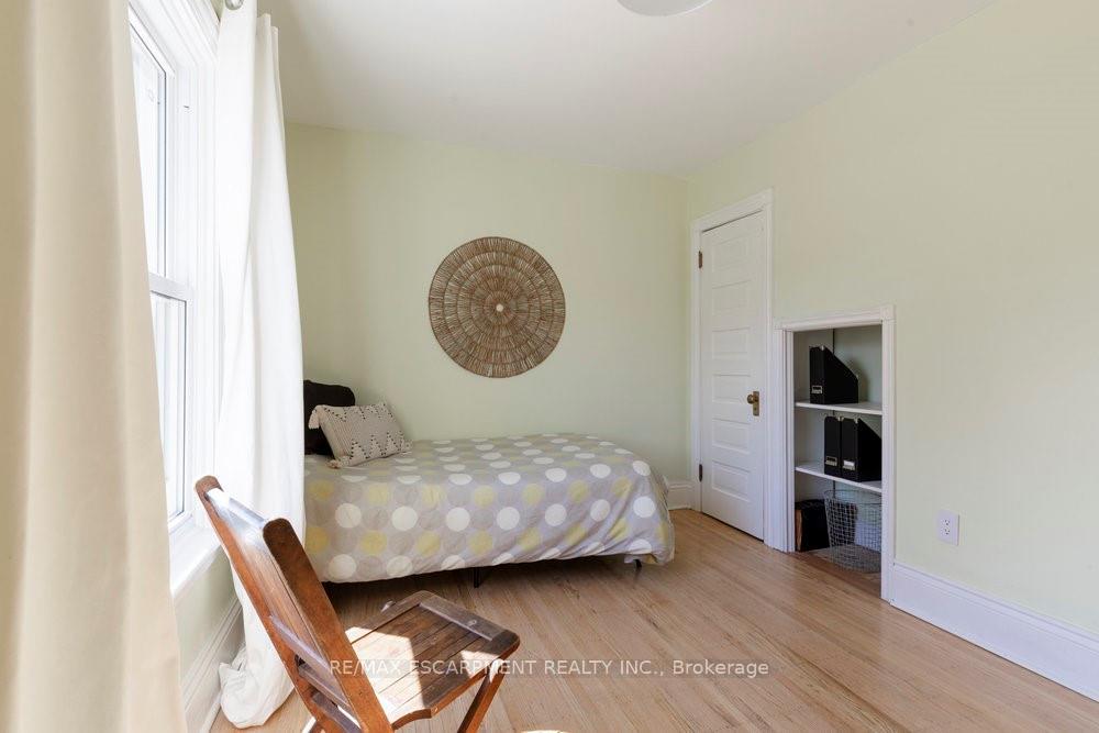 Photo 27 of 24 Hyde Park Avenue, Hamilton, Kirkendall — HOMEH