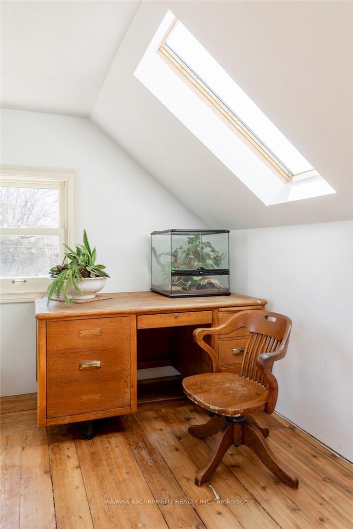 Photo 48 of 24 Hyde Park Avenue, Hamilton, Kirkendall — HOMEH