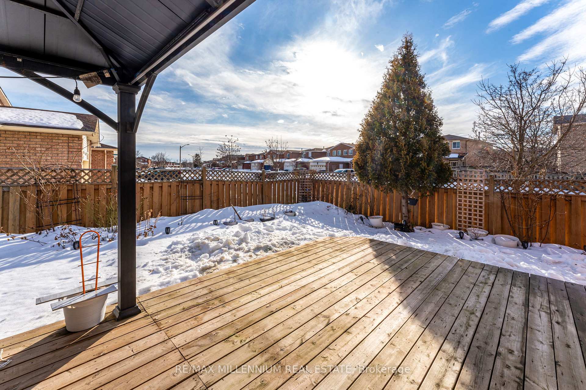 Photo 29 of 20 Whitehaven Drive, Brampton, Heart Lake West — HOMEH