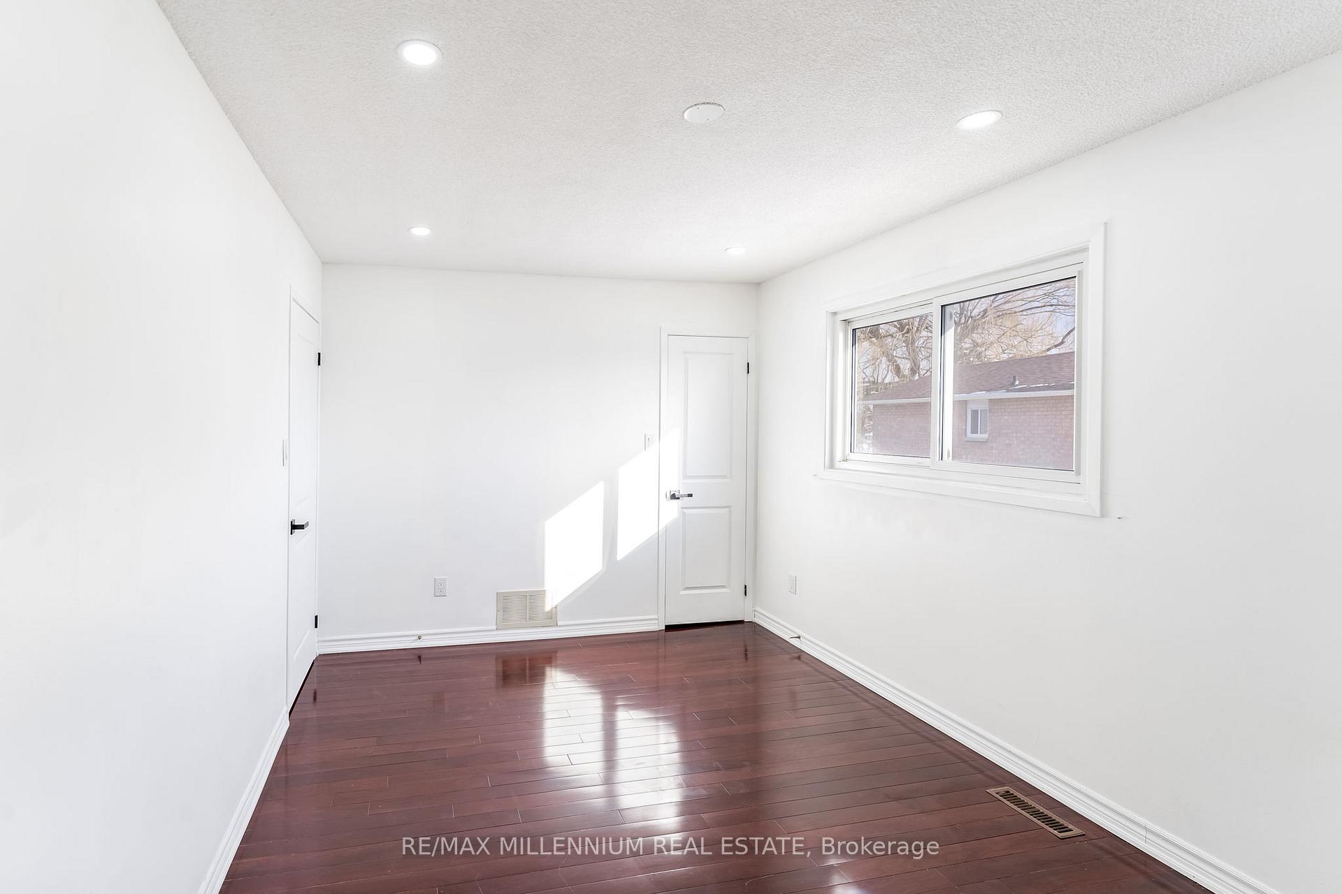 Photo 47 of 20 Whitehaven Drive, Brampton, Heart Lake West — HOMEH