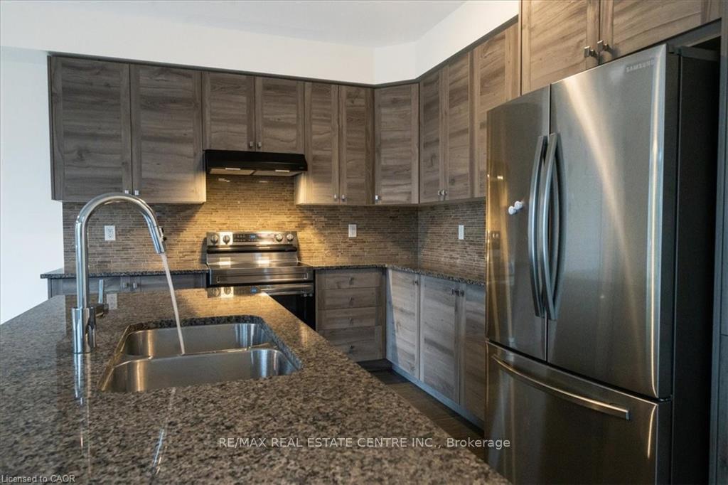 Photo 11 of 107 Cuesta Heights, Hamilton, Stoney Creek Mountain — HOMEH