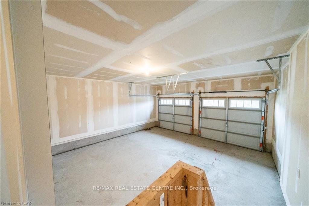 Photo 24 of 107 Cuesta Heights, Hamilton, Stoney Creek Mountain — HOMEH