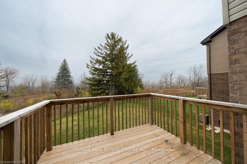 Photo 32 of 107 Cuesta Heights, Hamilton, Stoney Creek Mountain — HOMEH
