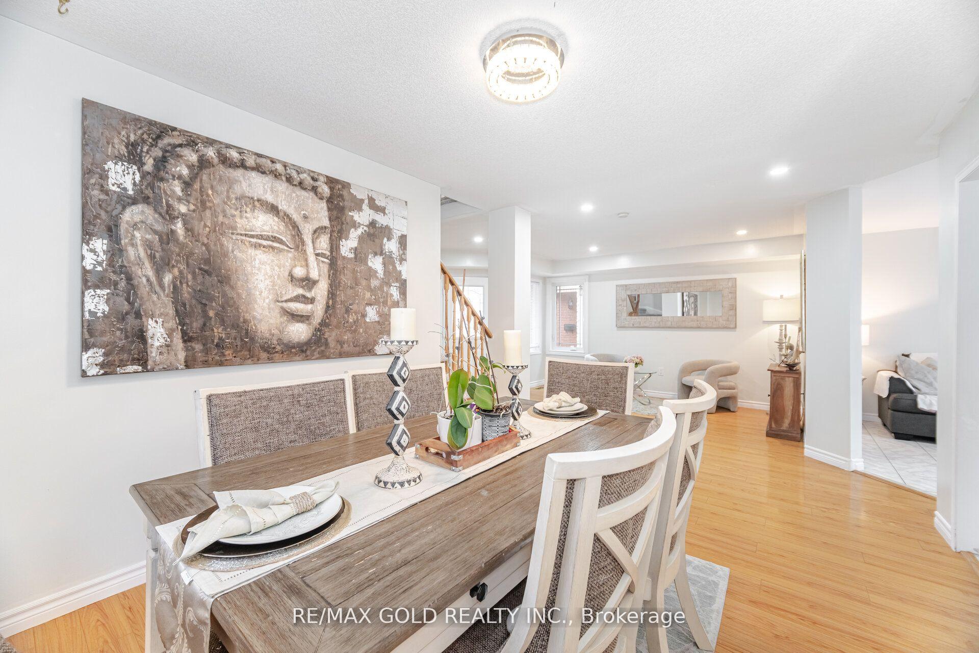 Photo 11 of 7 Creekwood Drive, Brampton, Snelgrove — HOMEH