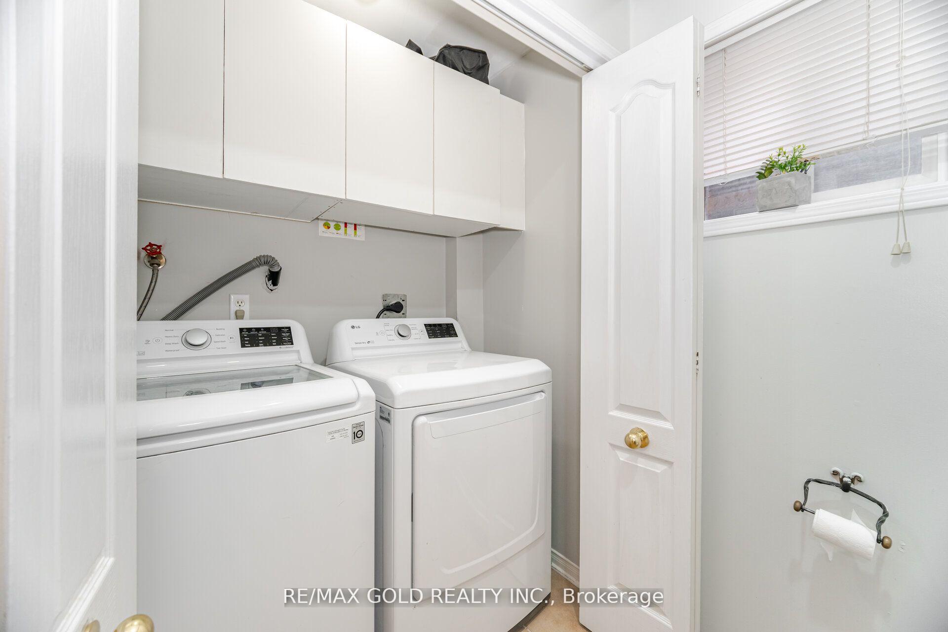 Photo 20 of 7 Creekwood Drive, Brampton, Snelgrove — HOMEH