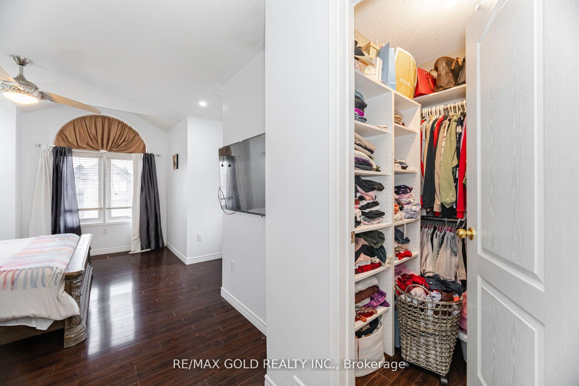 Photo 25 of 7 Creekwood Drive, Brampton, Snelgrove — HOMEH