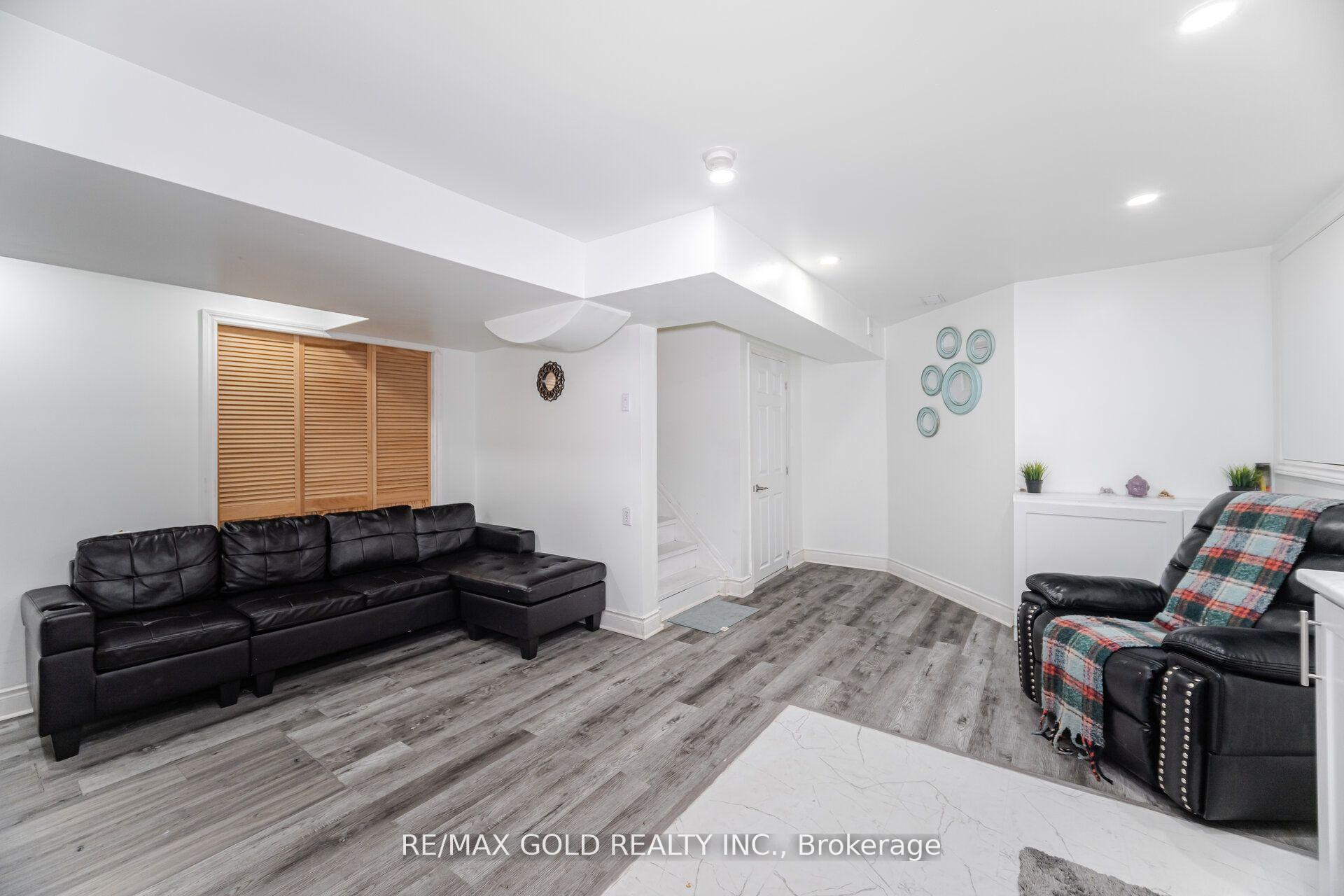 Photo 50 of 7 Creekwood Drive, Brampton, Snelgrove — HOMEH