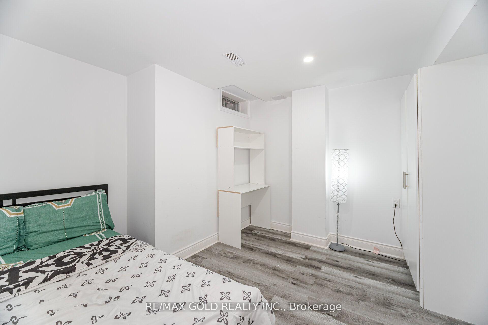 Photo 46 of 7 Creekwood Drive, Brampton, Snelgrove — HOMEH
