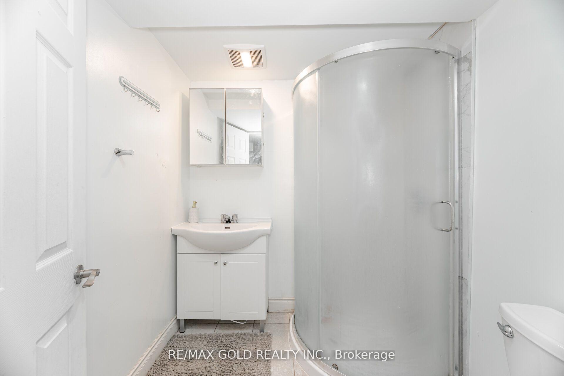 Photo 42 of 7 Creekwood Drive, Brampton, Snelgrove — HOMEH