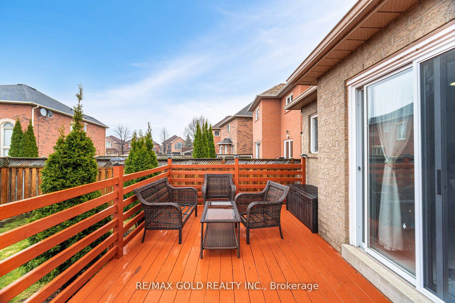 Photo 45 of 7 Creekwood Drive, Brampton, Snelgrove — HOMEH
