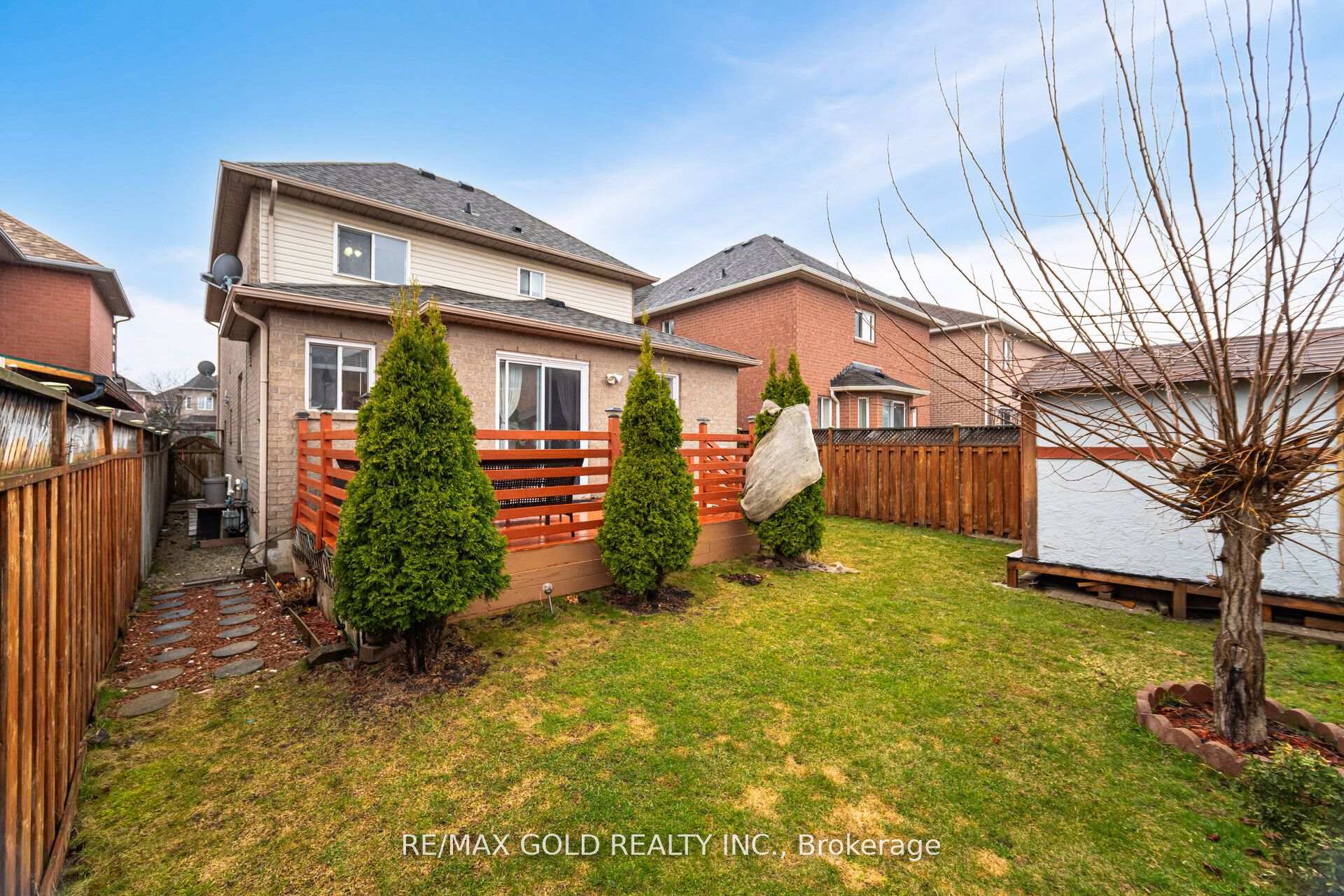 Photo 48 of 7 Creekwood Drive, Brampton, Snelgrove — HOMEH
